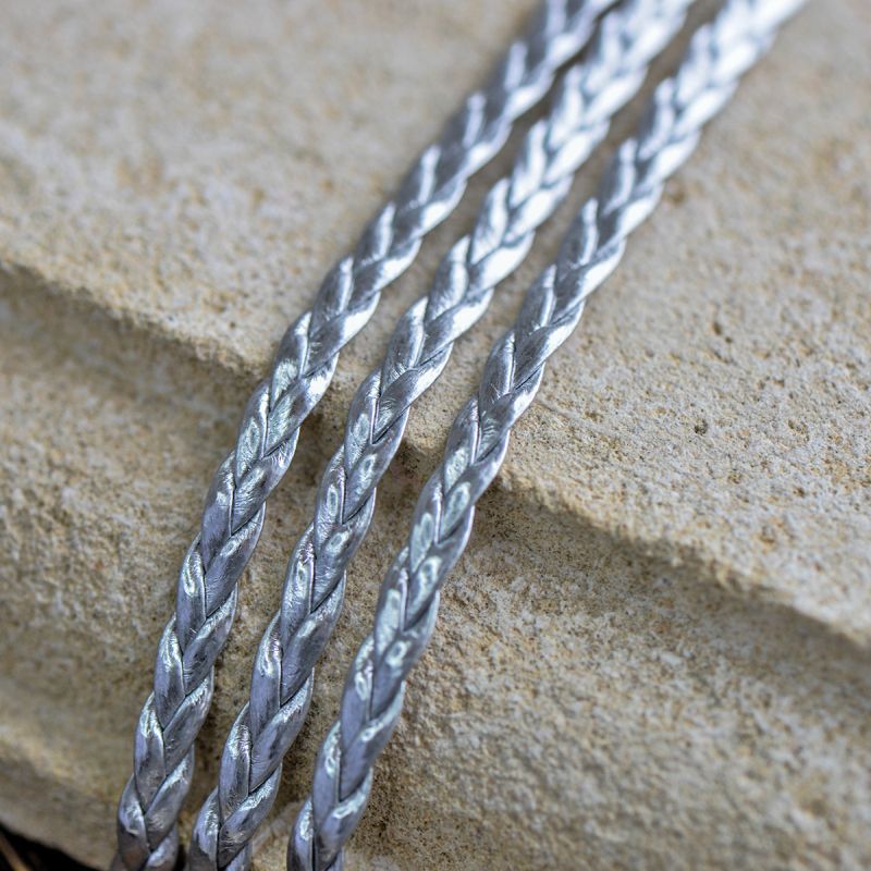 шнур-косичка из искусственной кожи, цвет серебристый, 5х2 мм