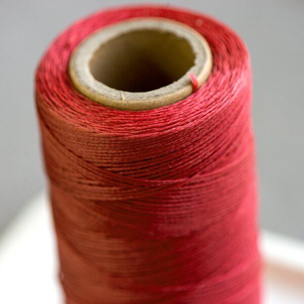 шнур вощеный, цвет красный, 1х0.3 мм