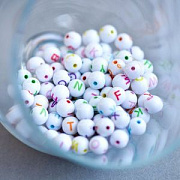 Бусина, акрил "Алфавит английский", круглая, цвет белый, 7-8 мм