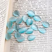 Кабошон "Кошачий глаз" - капля, стекло, цвет белый, 18x13x3 мм