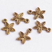 Подвеска металлическая "Пятицветик", цвет античное золото, 13,5х10,5 мм