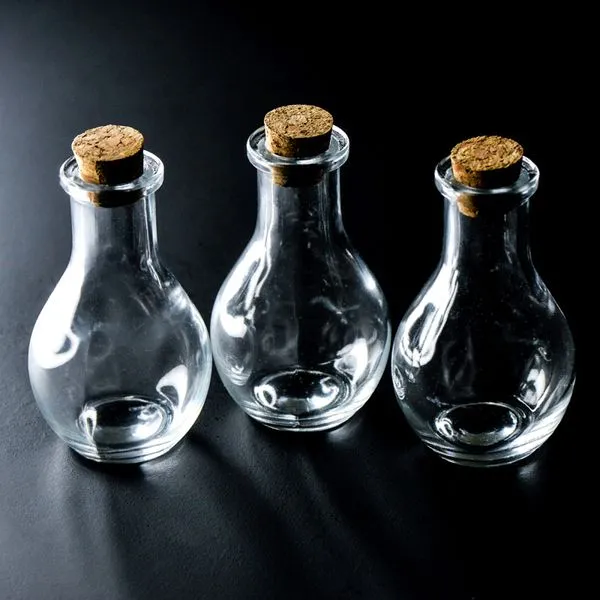 бутылочка с крышкой, грушевидная, прозрачная, 88х49 мм