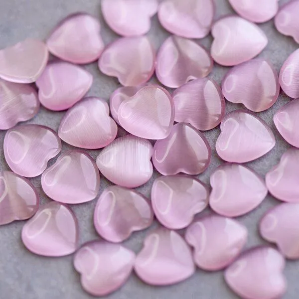 кабошон "кошачий глаз"  сердечко, стекло, цвет розовый, 10x10x2.5 мм